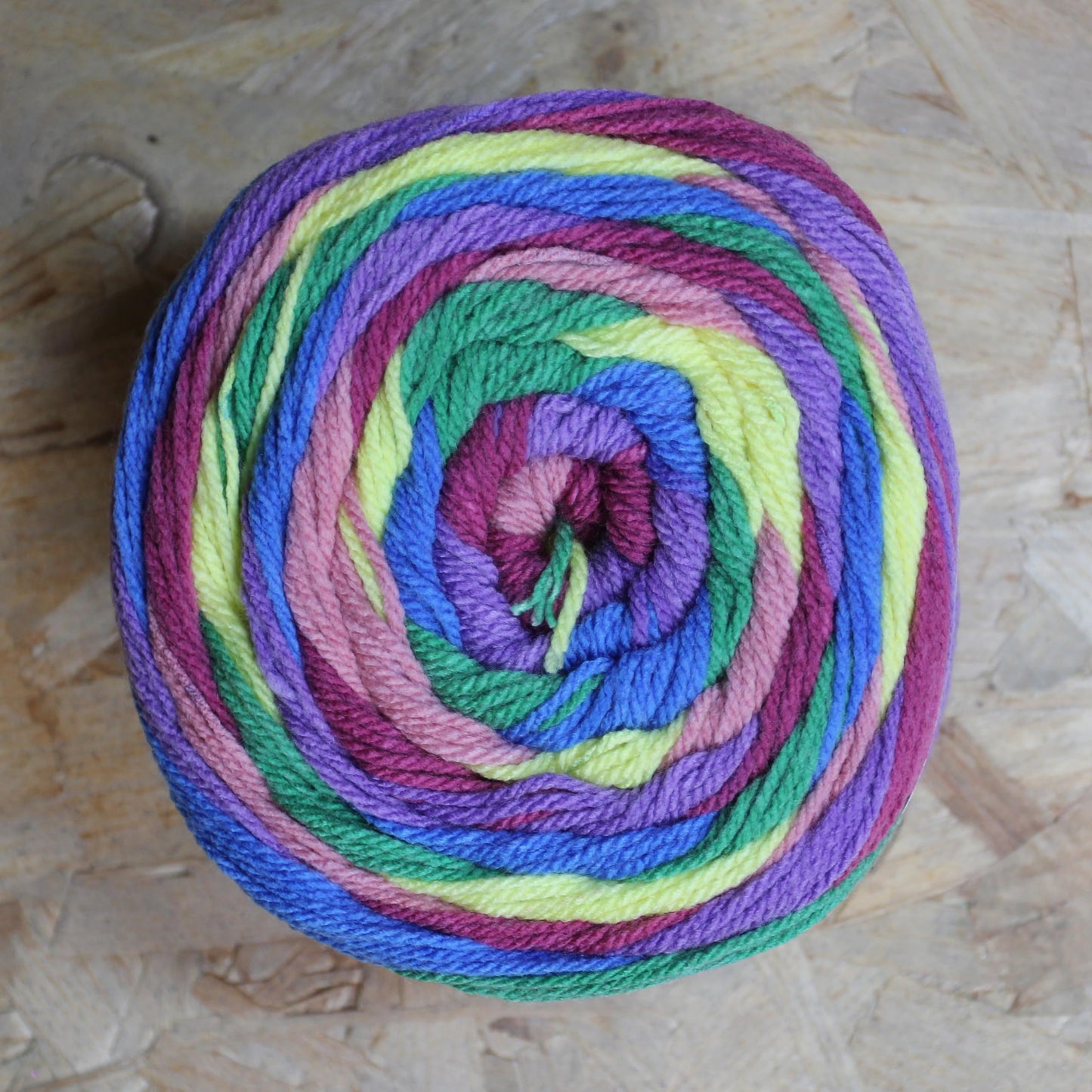 KNITCO Carnival