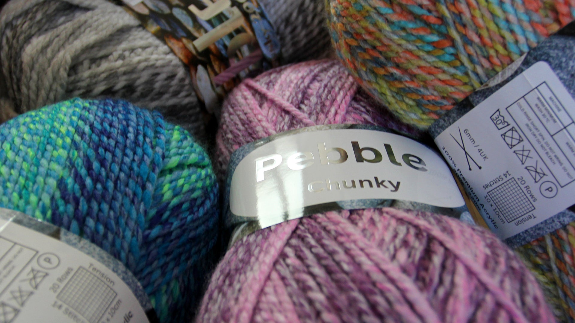 Woolcraft Pebble Chunky Yarn