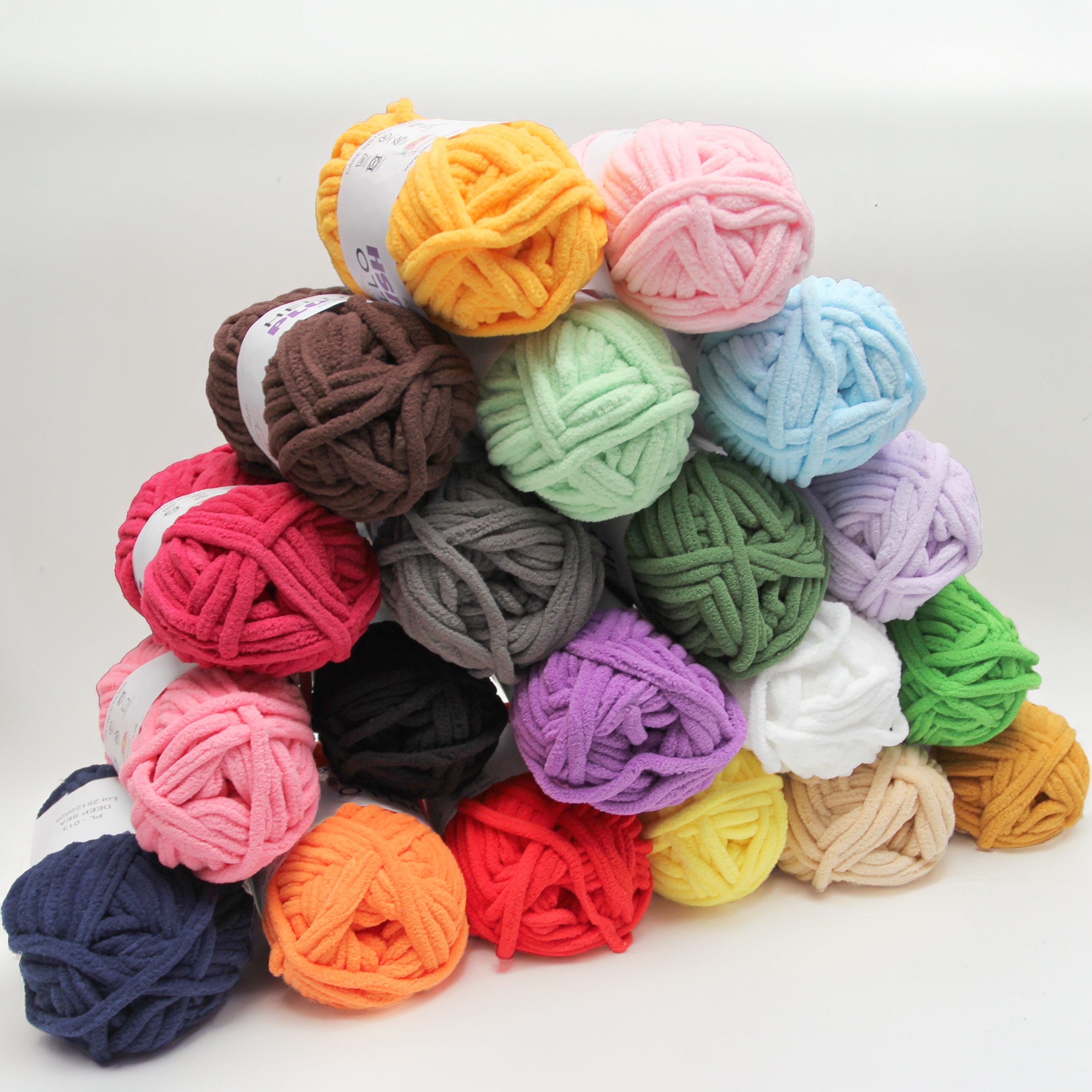 Hello Plush Chenille Box