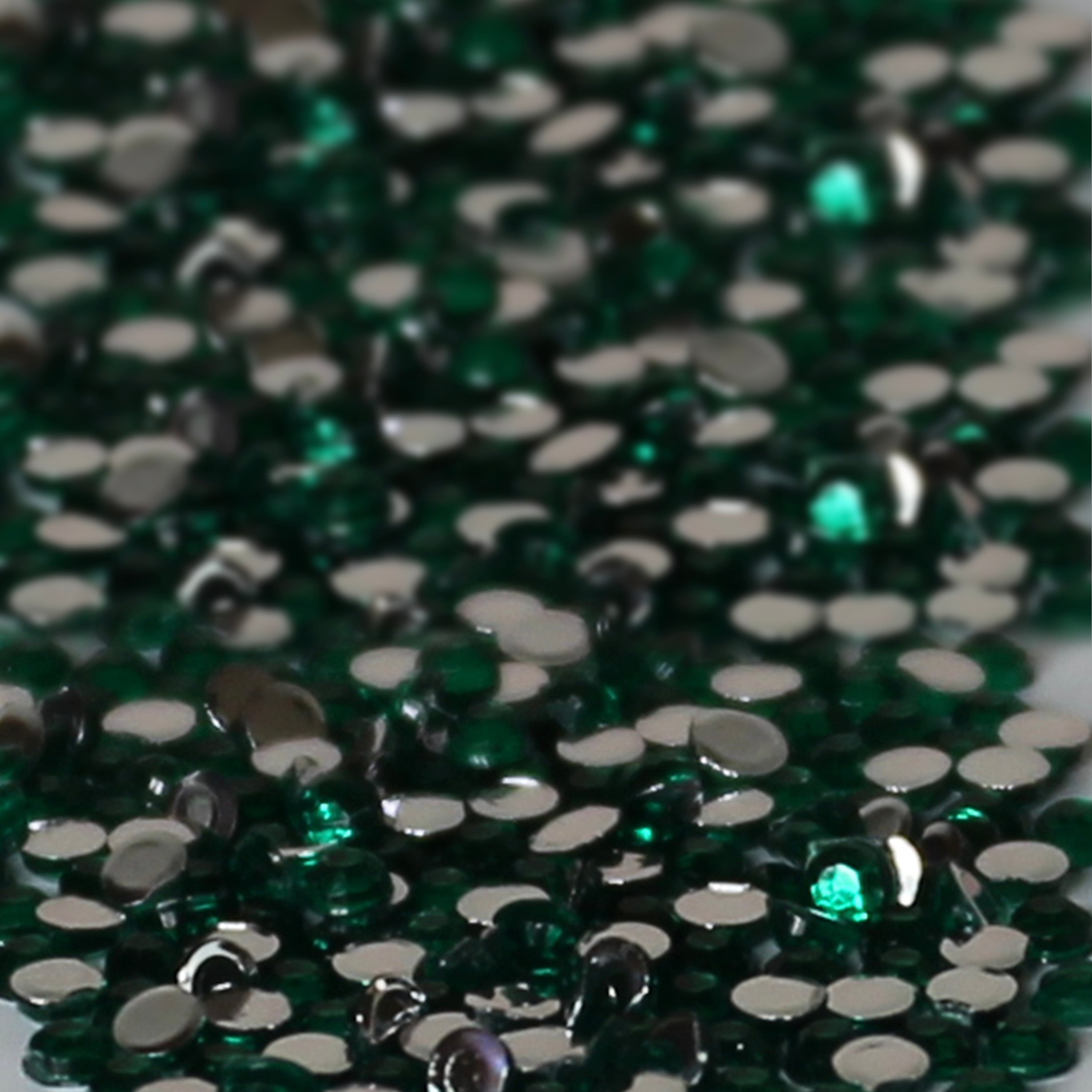 1mm x 300 Dark Green Loose Flat Back Diamante's