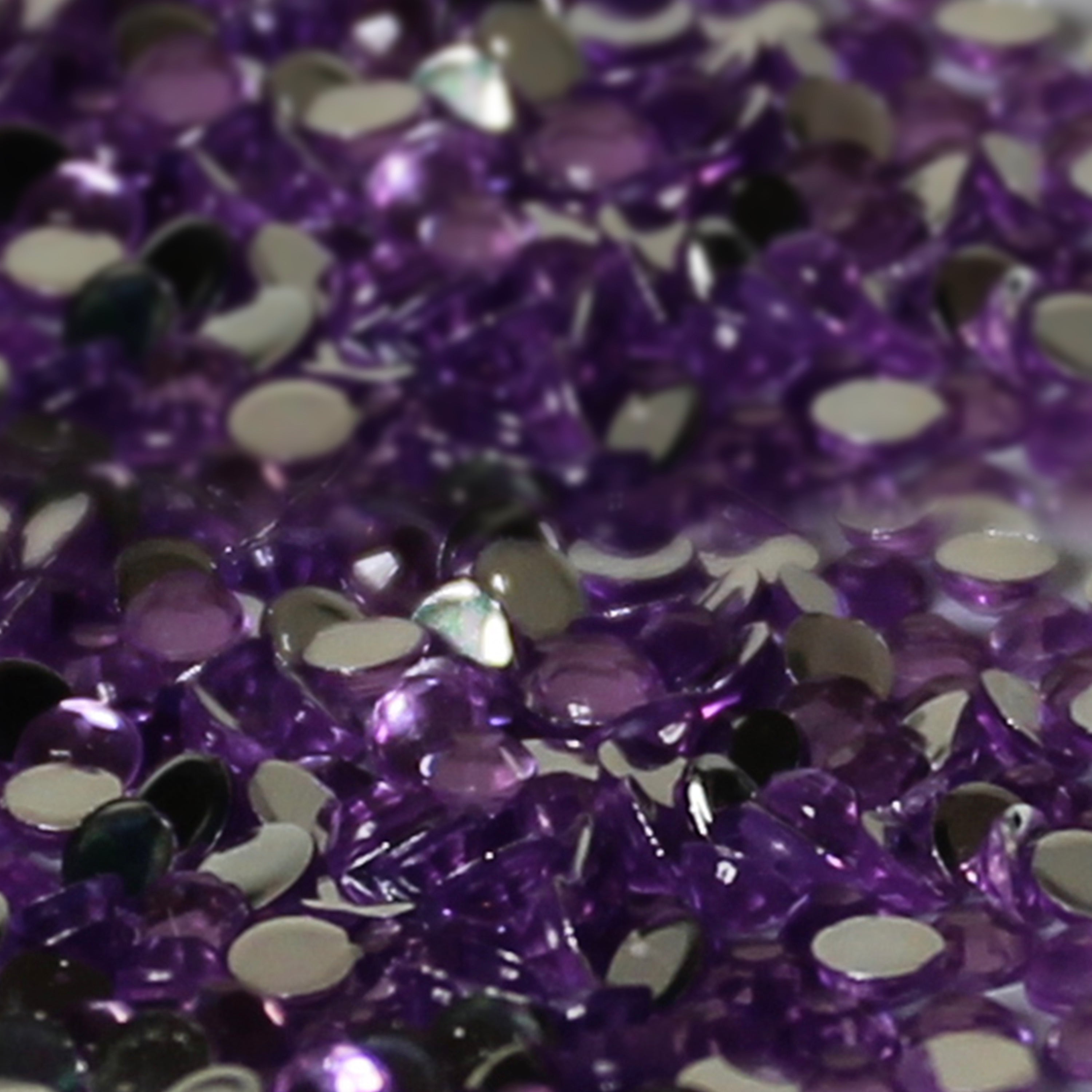 2mm x 300 Lilac Loose Flat Back Diamante's