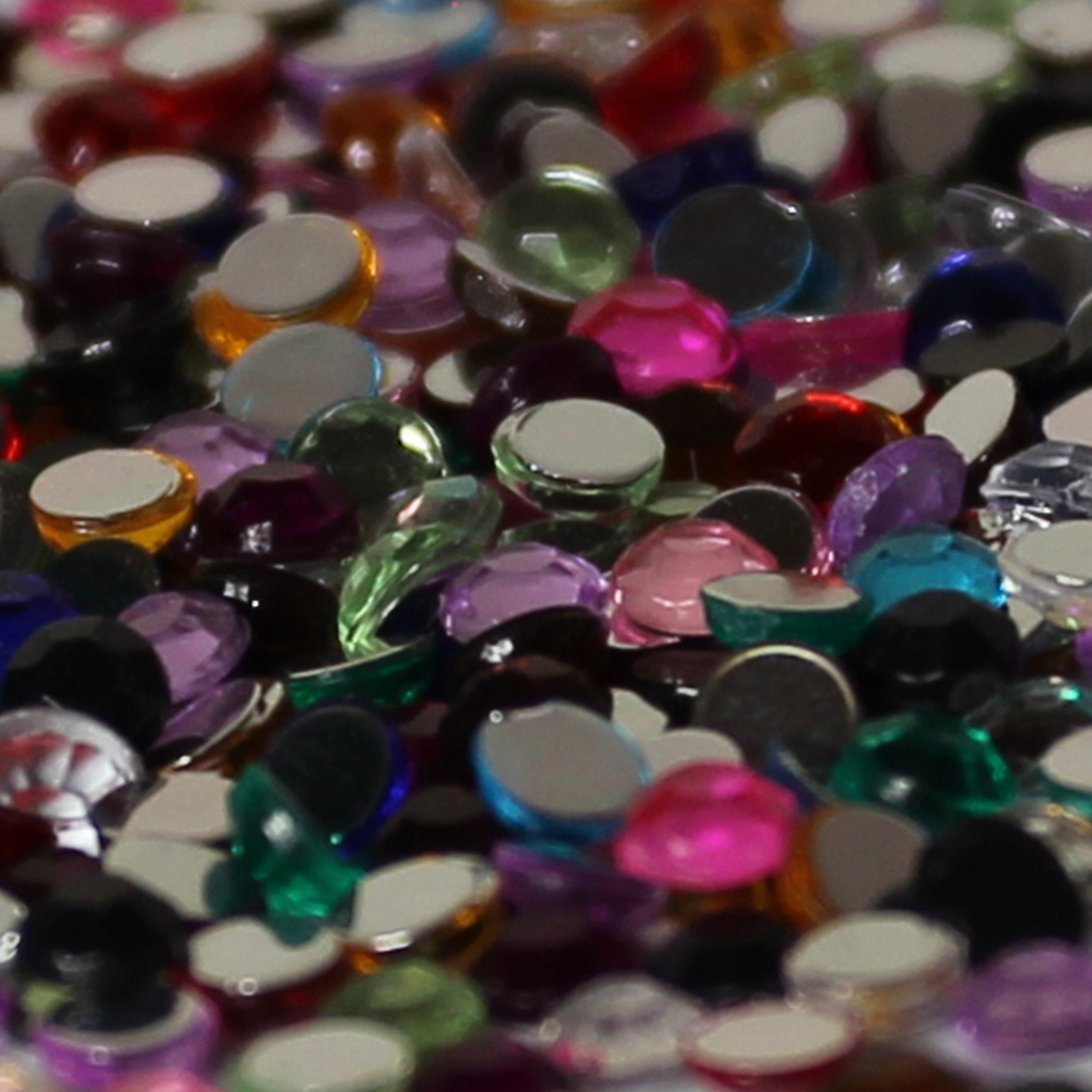 300 - 3mm Multi-Coloured Loose Flat Back Diamante's