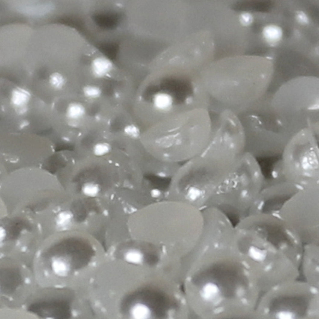 300 - 3mm White Pearl Loose Flat Back Diamante's