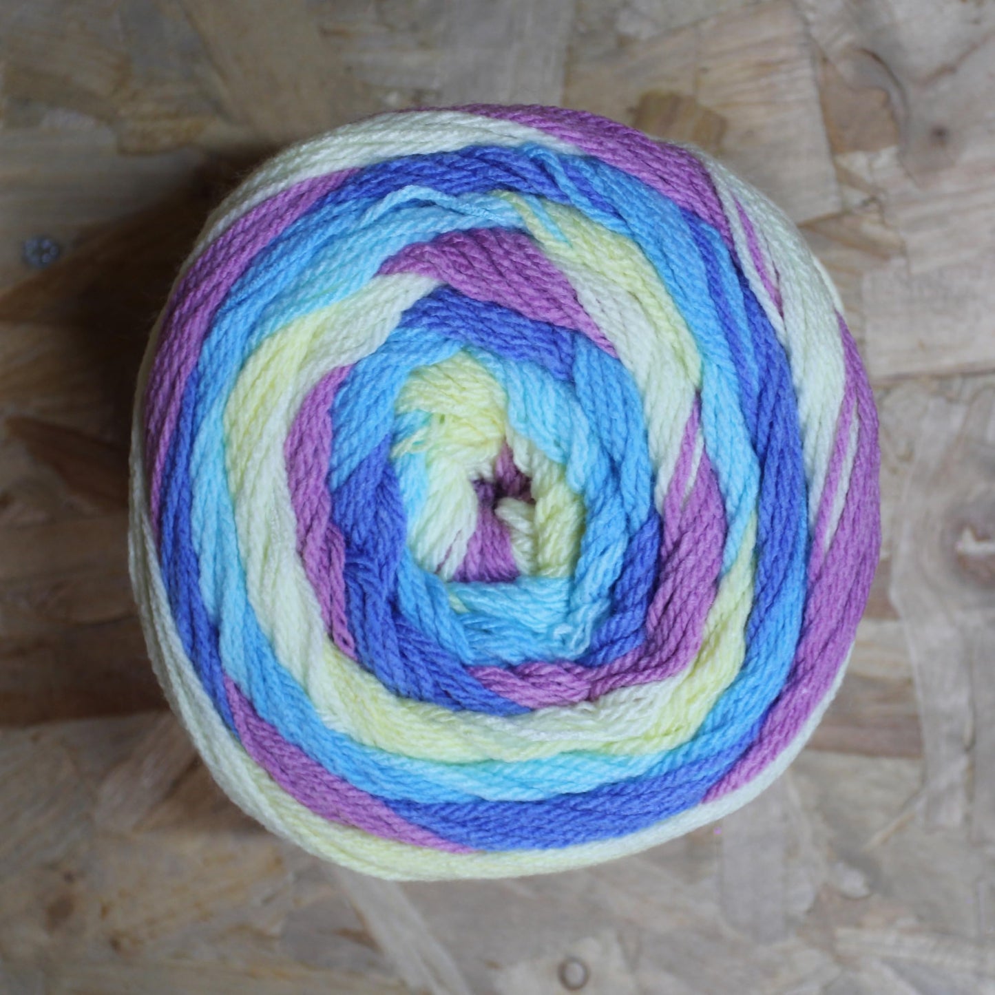 KNITCO Carnival