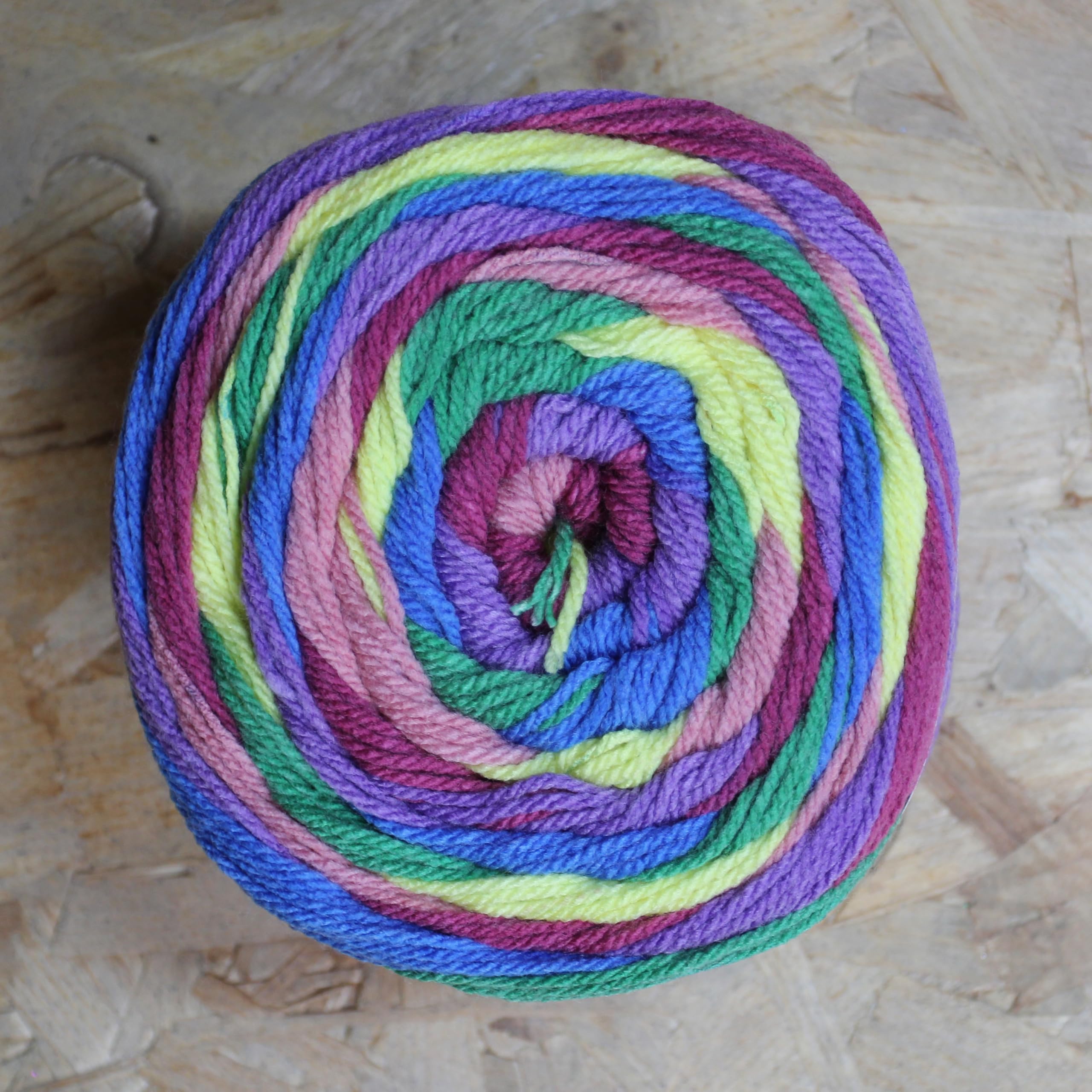 KNITCO Carnival