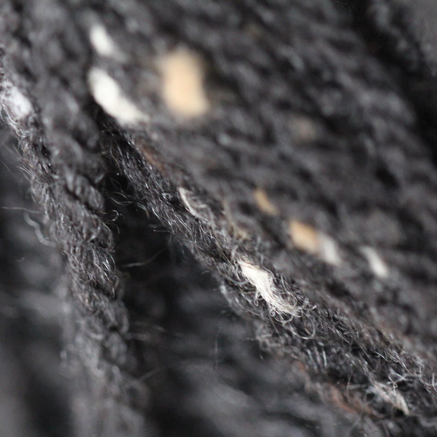Tweed Black 04