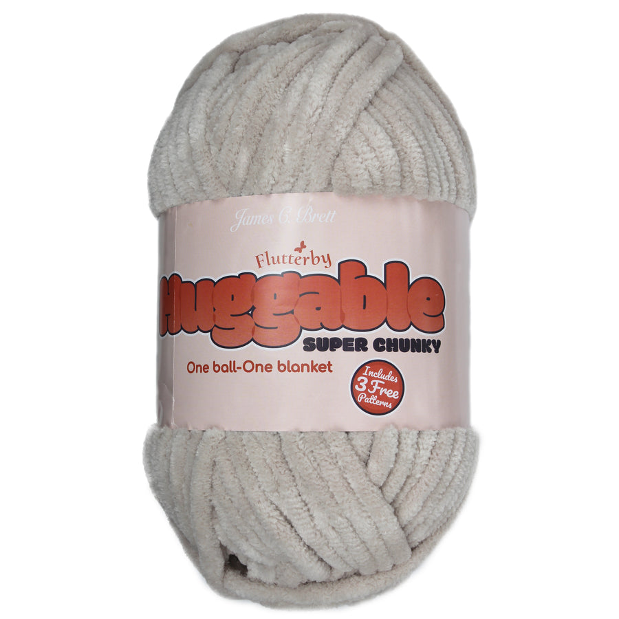 James C. Brett HUGGABLE Chenille Super Chunky: UG02 Bisque
