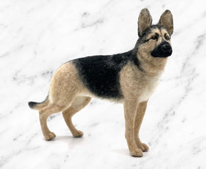 Georgi The German Shepherd Dog - Needle Felting Kit - World of Wool
