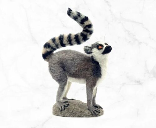 Layla The Lemur - Needle Felting Kit - World of Wool